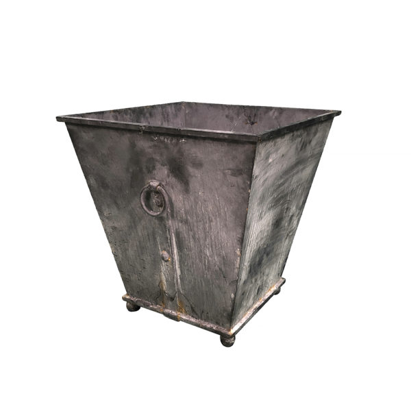 0010001 - Medium Square Provence Planter