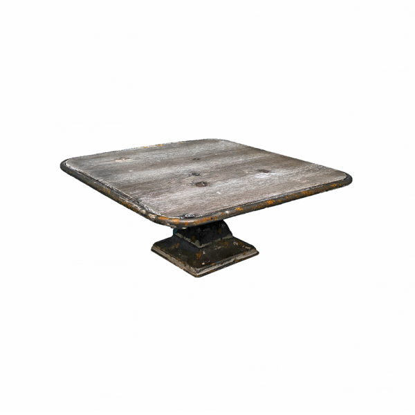 0020006 - Square Display Pedestal